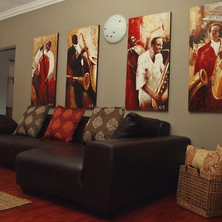 Aalwyns Guesthouse Vanderbijlpark Zewnętrze zdjęcie